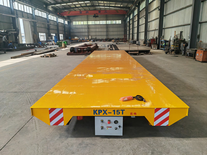 Trolley de transferência de material ferroviário